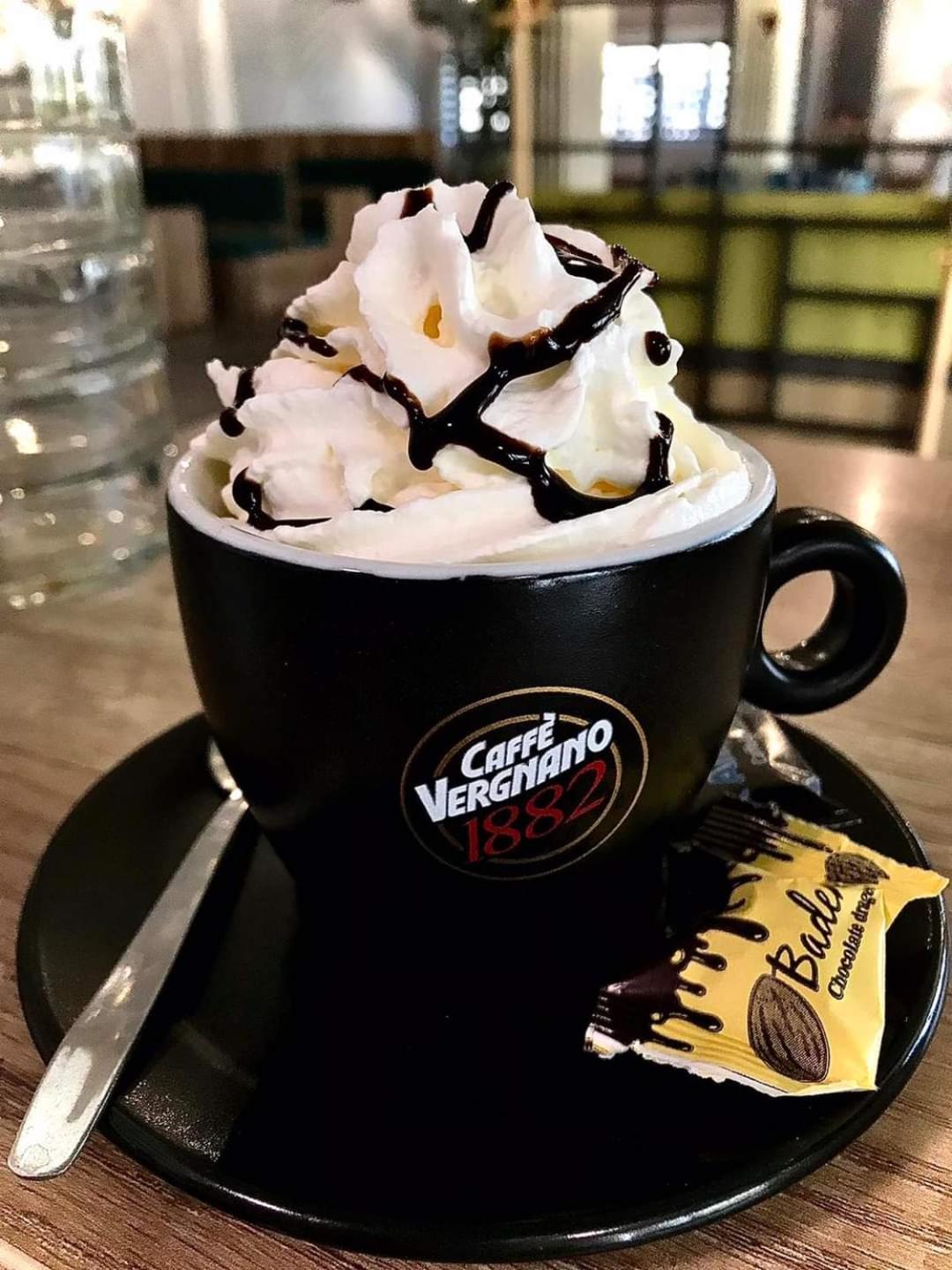 Amd Union Caffe & Rooms Krusevac Luaran gambar